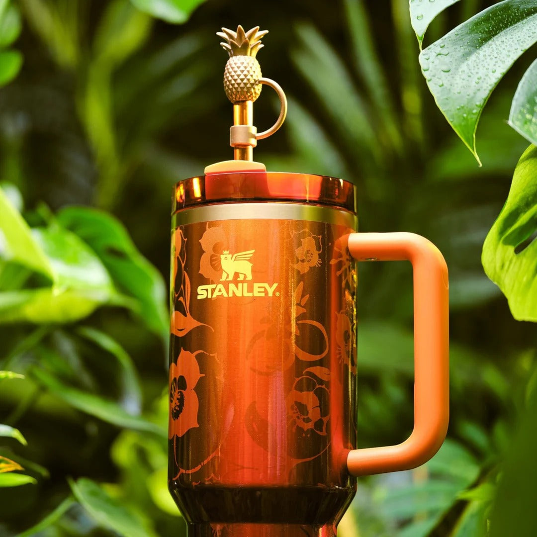 Stanley 1913 x Karol G Quencher H2.O Flowstate™ Tumbler with Handle | 1.18L